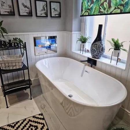 Bounty Town House Cumbria * Whitehaven